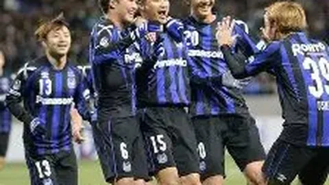 西班牙网球名将纳达尔再添大满贯荣耀，墨西哥男单三冠王宝座易主