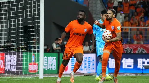 肖战言论引发谈莉娜泪目：肤色困扰让她自卑不已